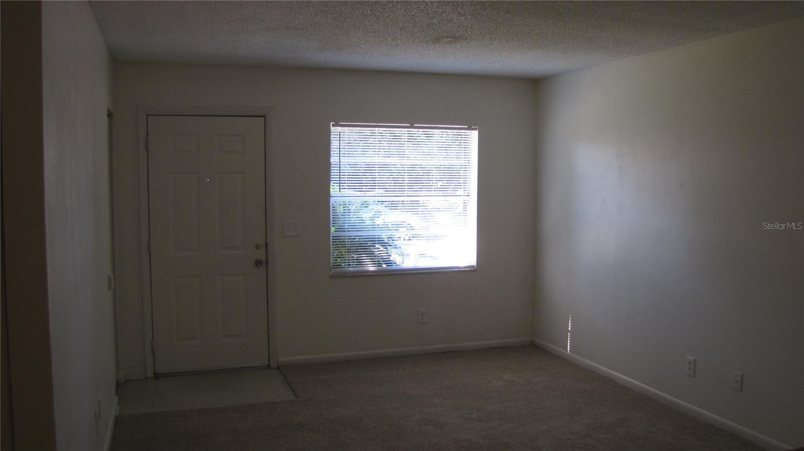 Image 3 of 11 For 5215 Columbus Drive A