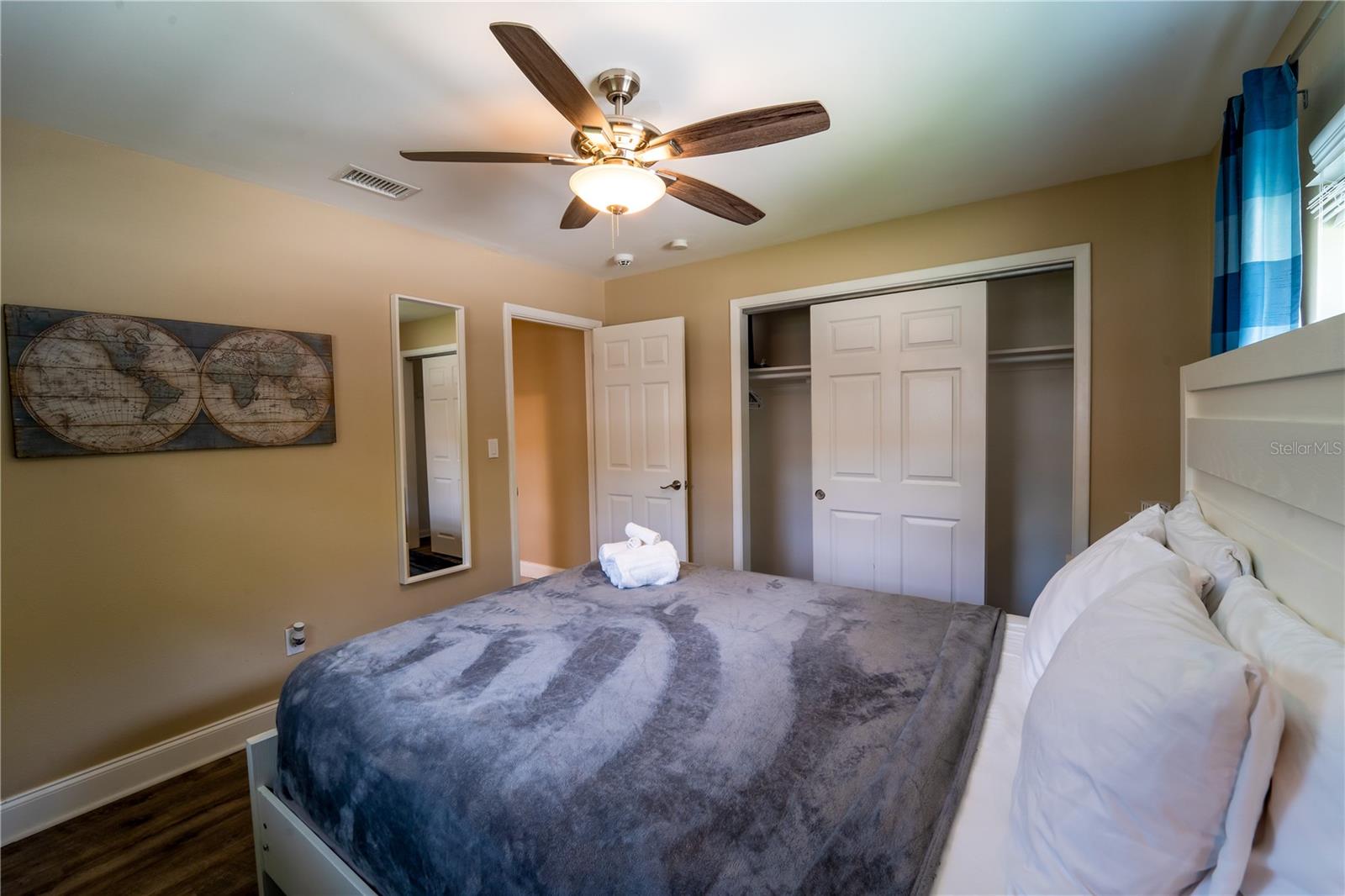 Image 7 of 29 For 6007 Himes Avenue