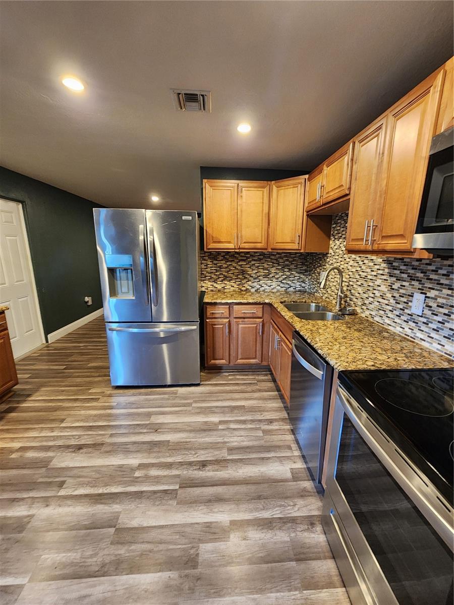 Image 5 of 17 For 5973 Mckee Lake Drive N