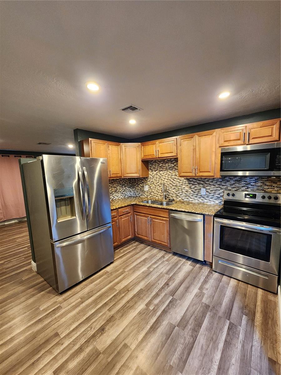 Image 6 of 17 For 5973 Mckee Lake Drive N