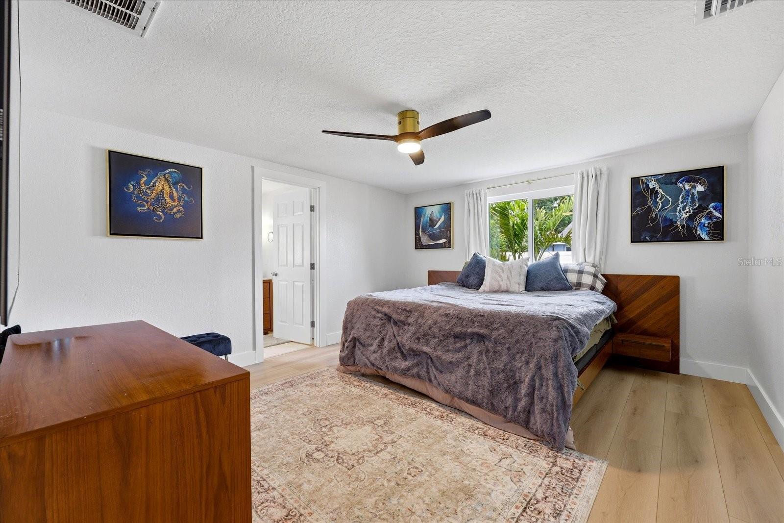 Image 23 of 45 For 12021 107th Court