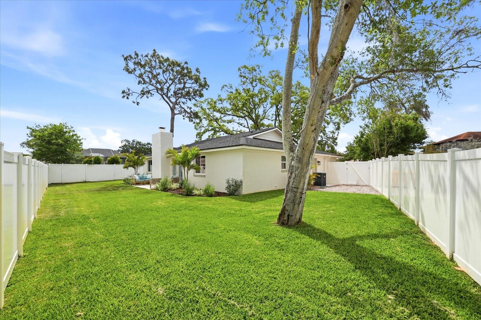 Image 31 of 45 For 12021 107th Court