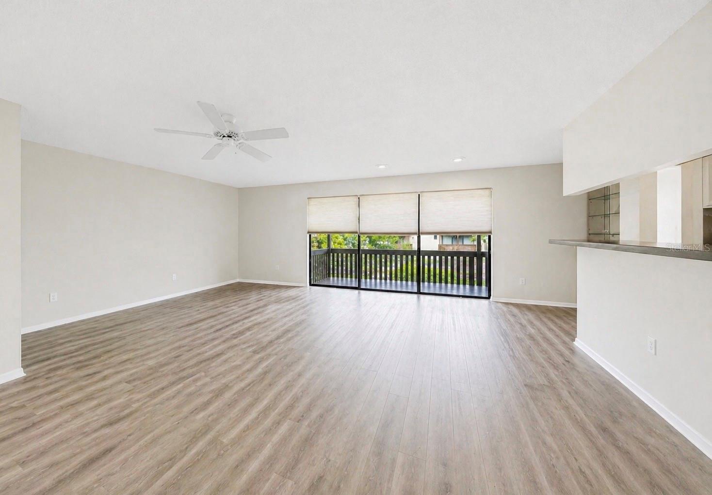 Image 5 of 30 For 723 115th Avenue N 2106