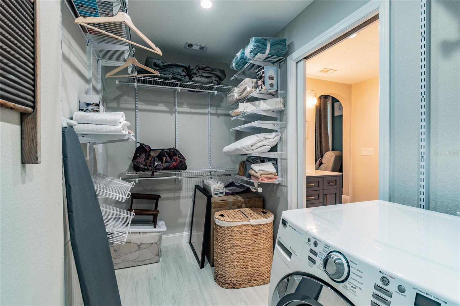 Image 13 of 31 For 310 Paris Street