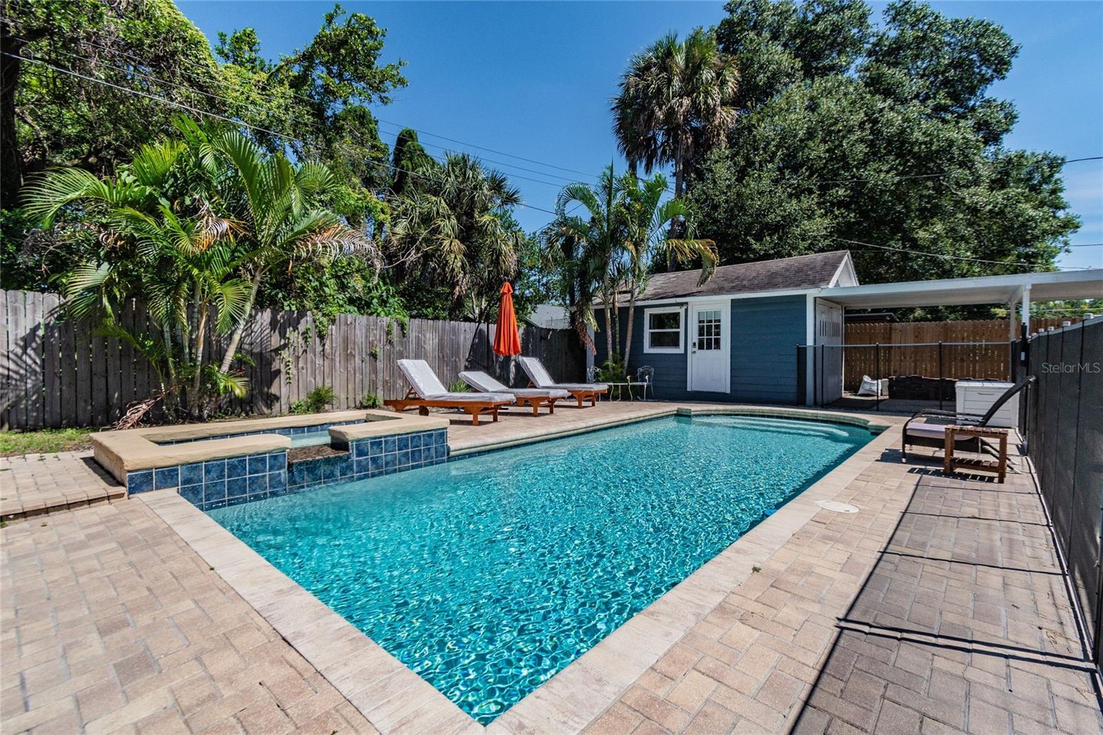 Image 26 of 31 For 310 Paris Street