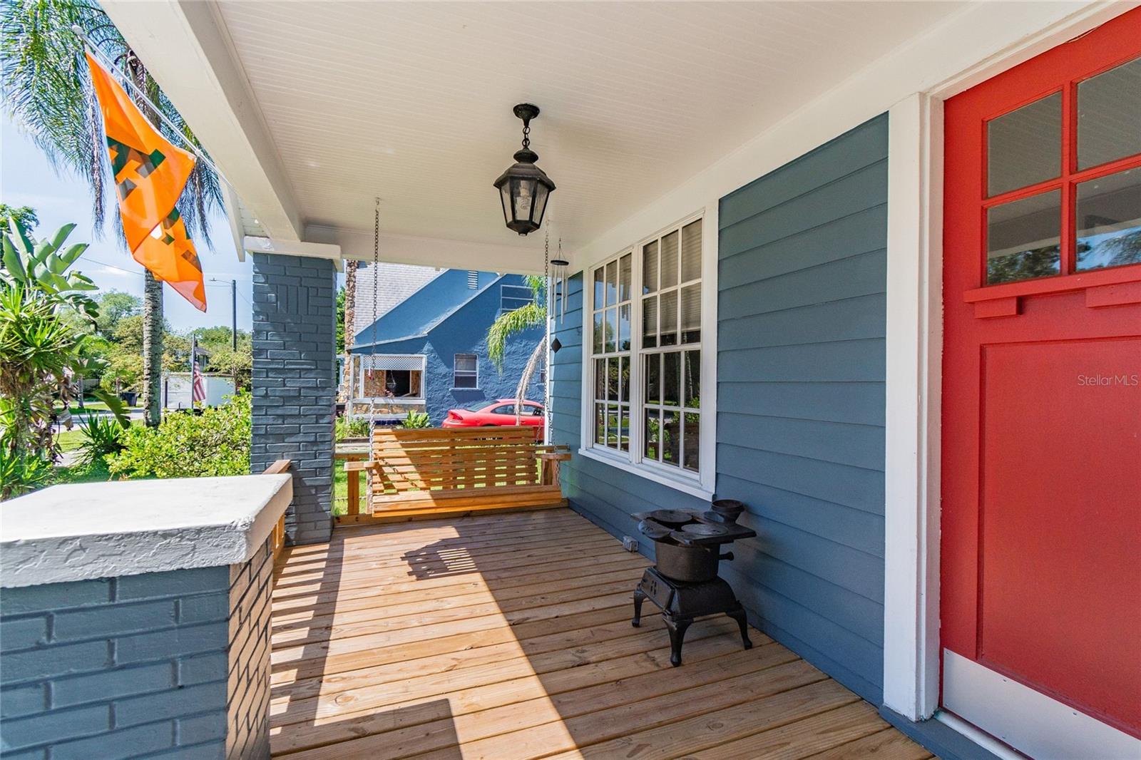 Image 4 of 31 For 310 Paris Street