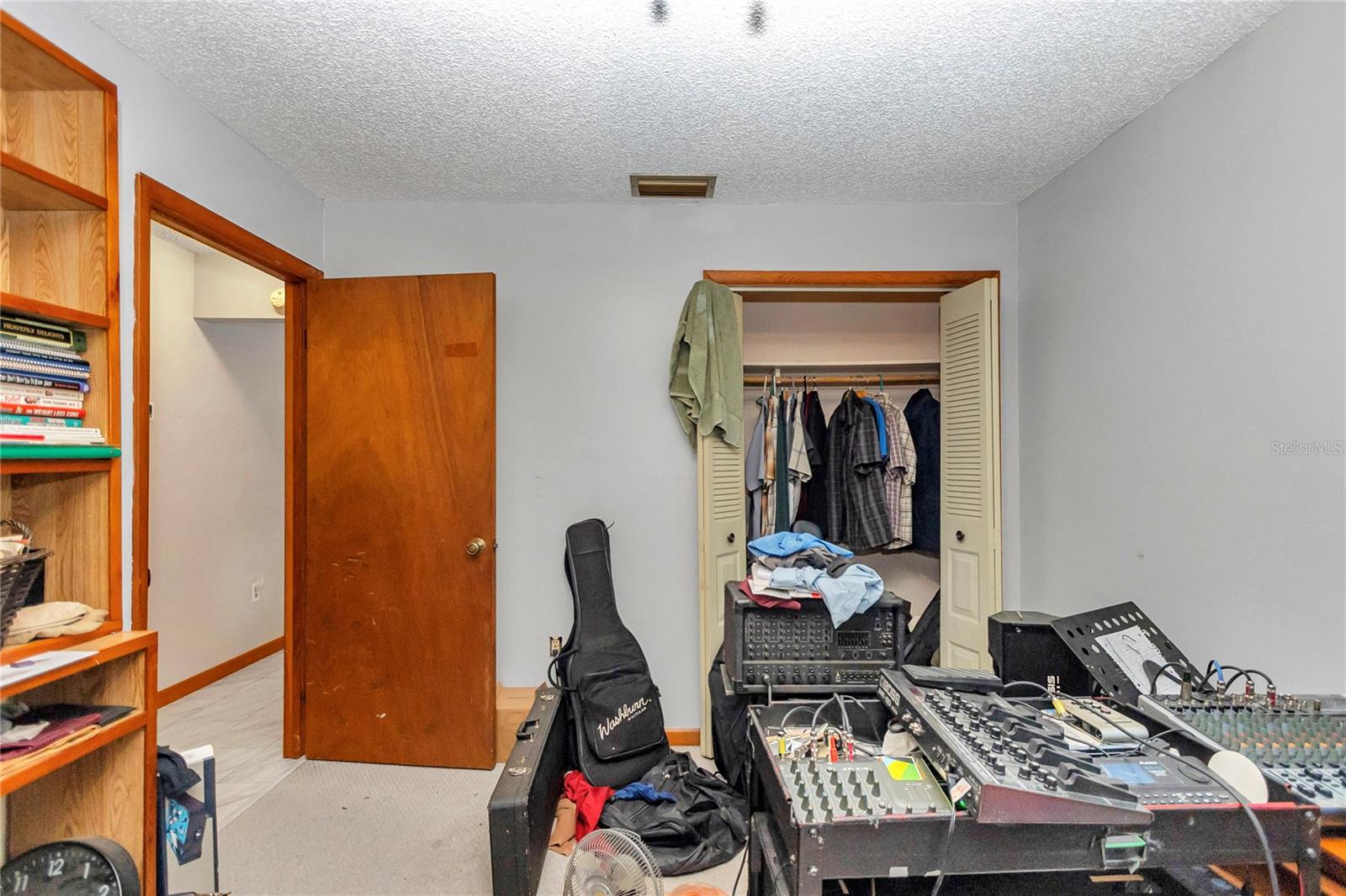 Image 10 of 34 For 16738 63 Lane