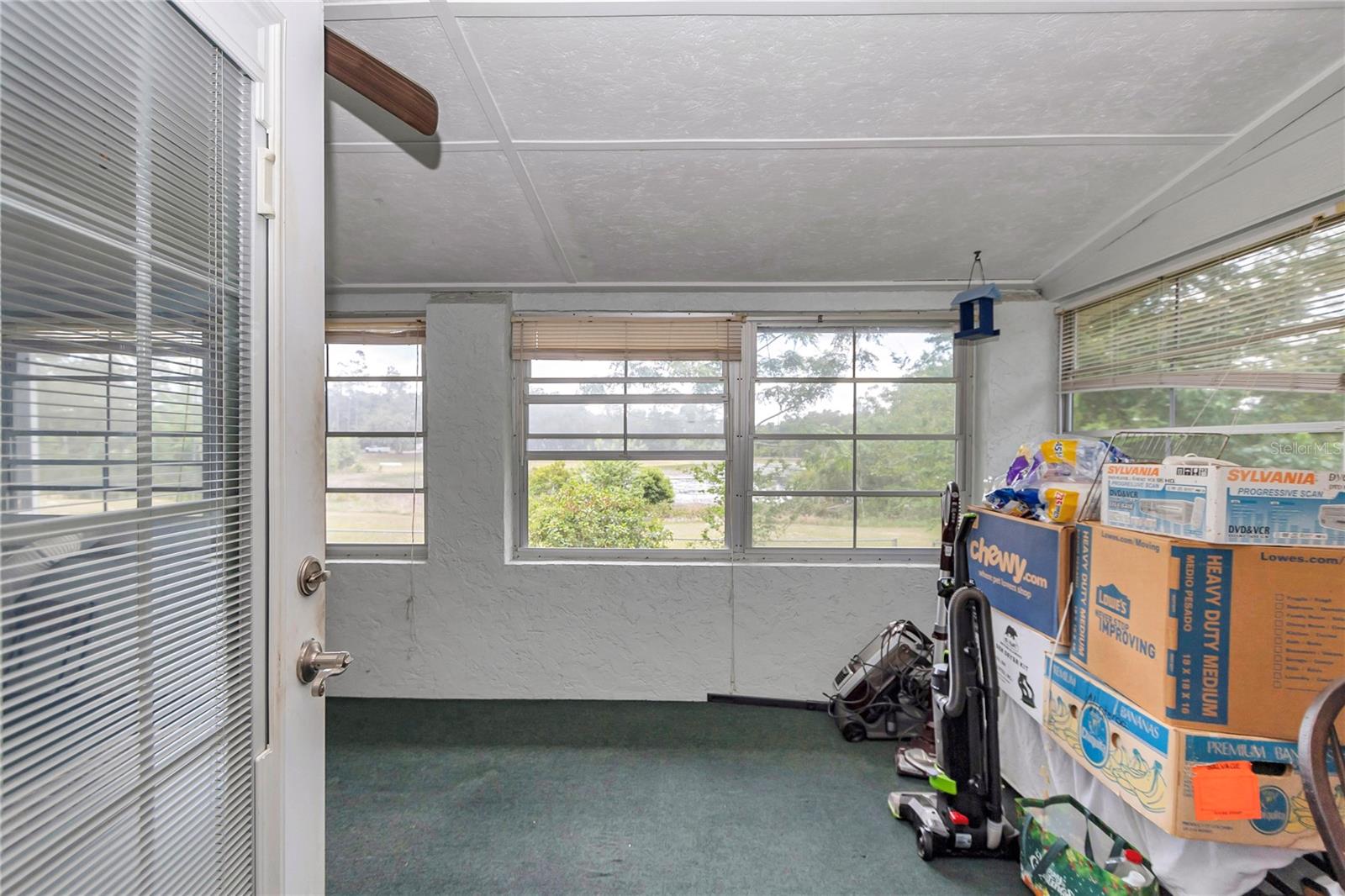 Image 19 of 34 For 16738 63 Lane