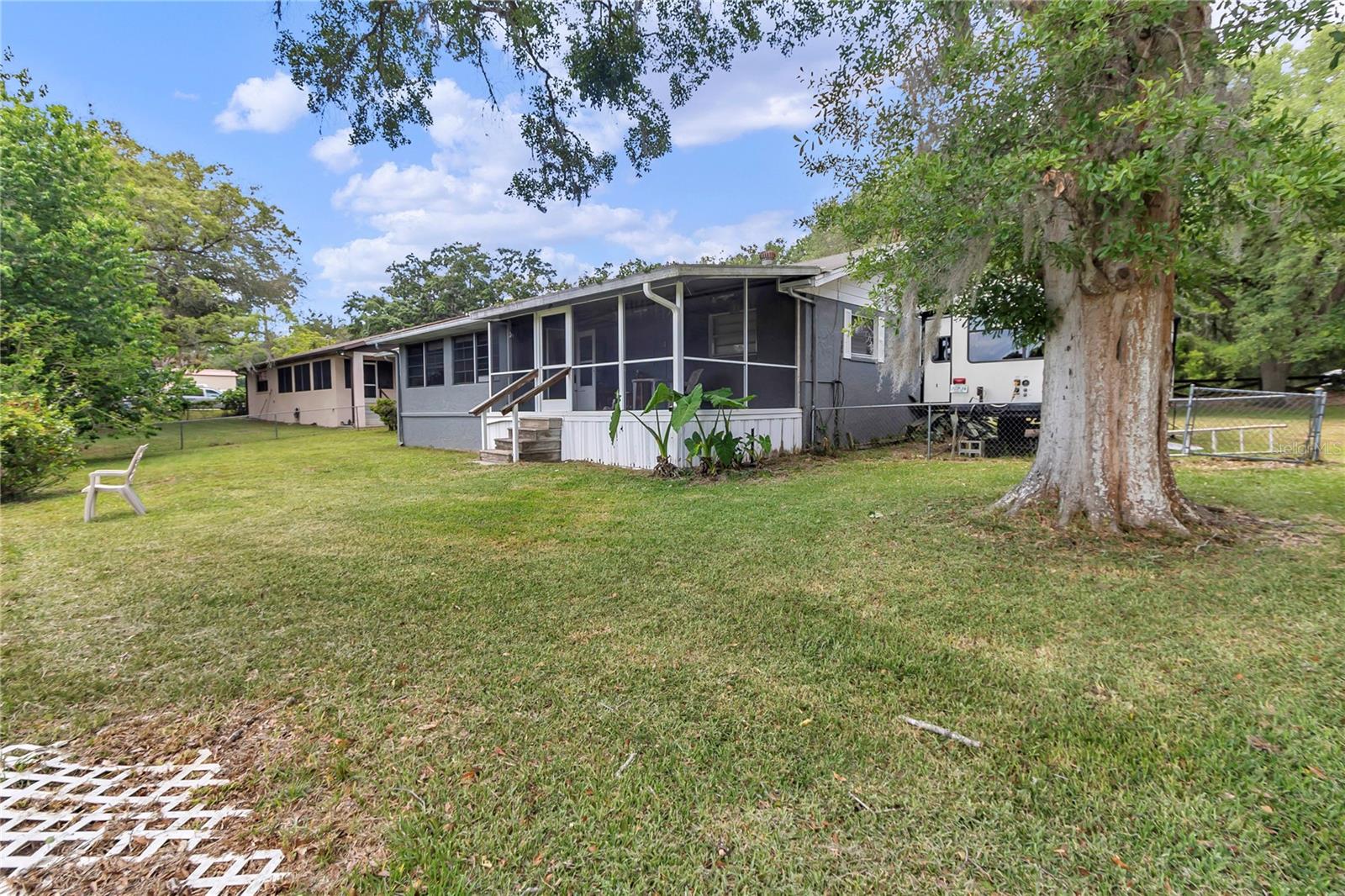 Image 25 of 34 For 16738 63 Lane