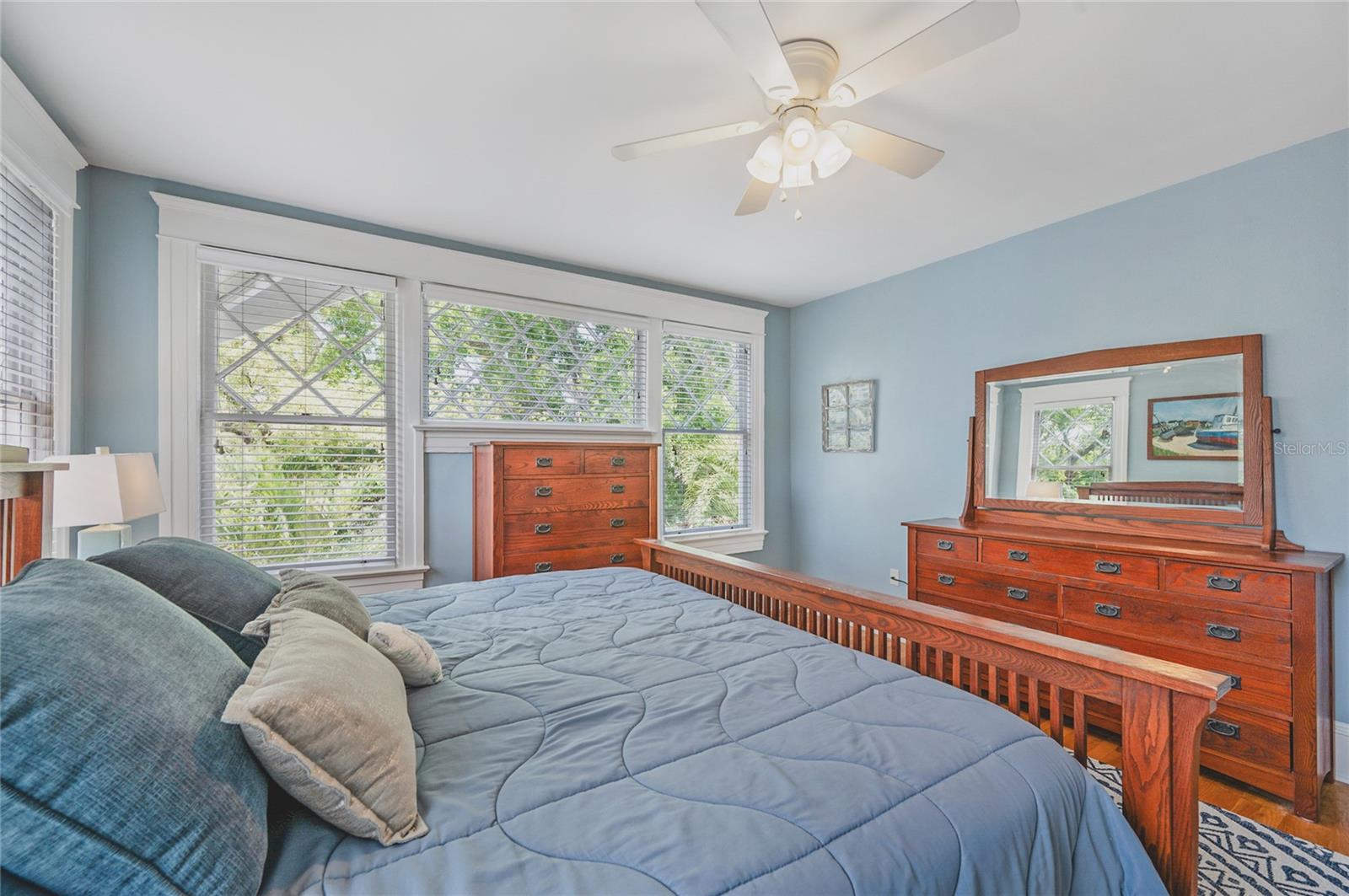 Image 13 of 44 For 814 Willow Avenue