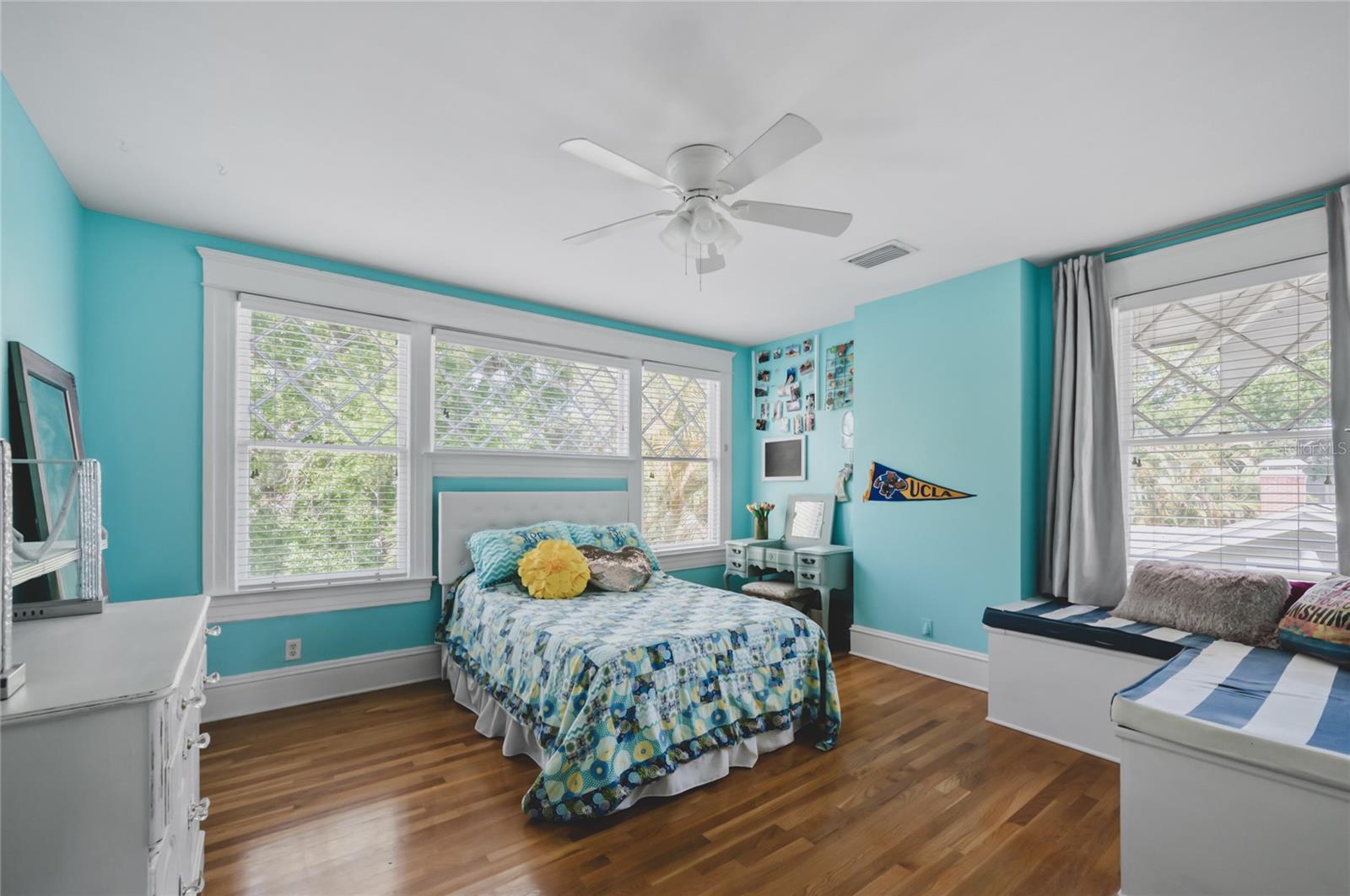 Image 16 of 44 For 814 Willow Avenue