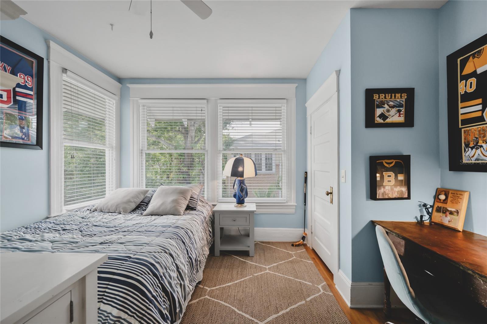 Image 20 of 44 For 814 Willow Avenue