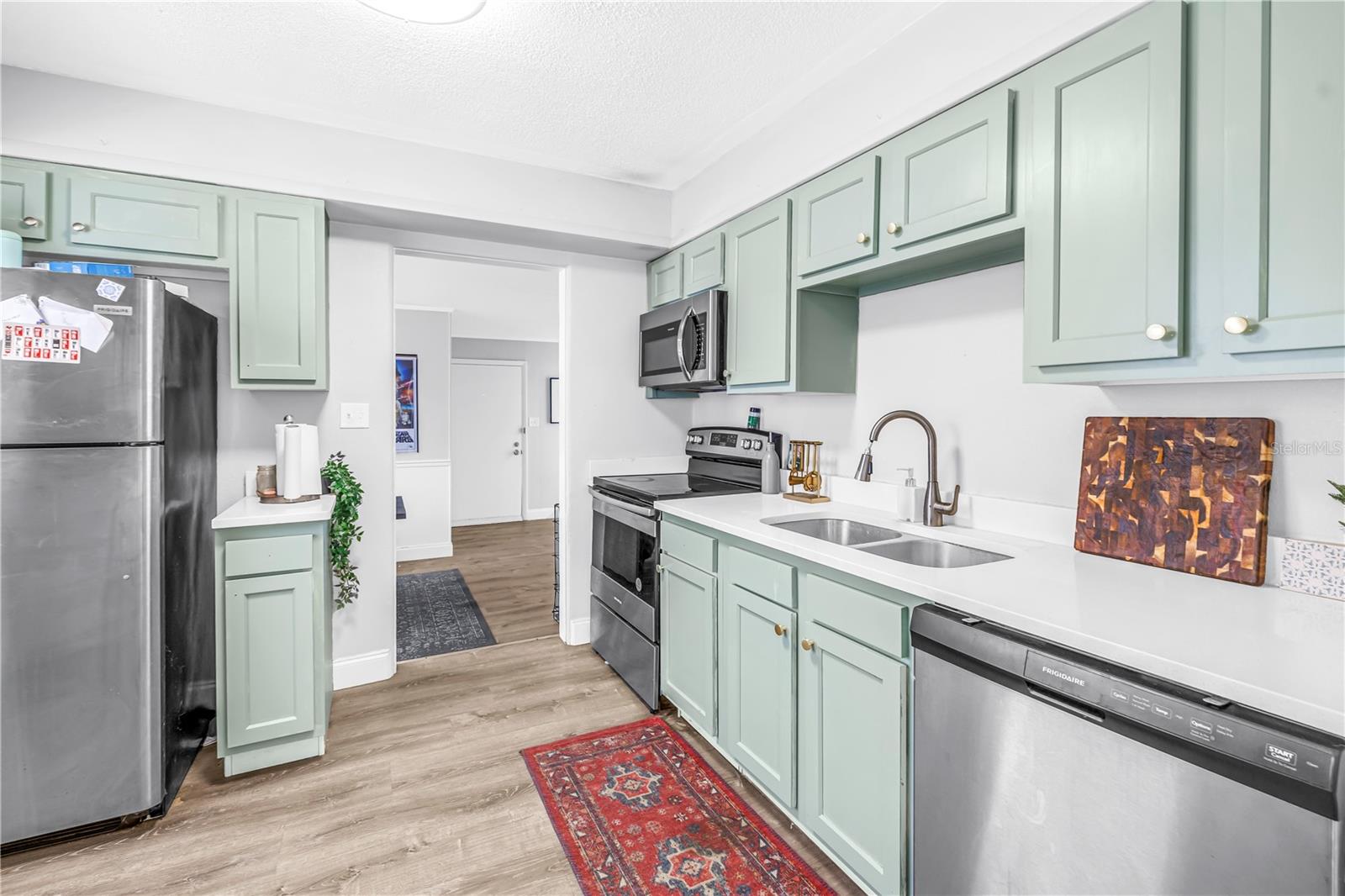 Image 8 of 29 For 4729 12th Avenue S