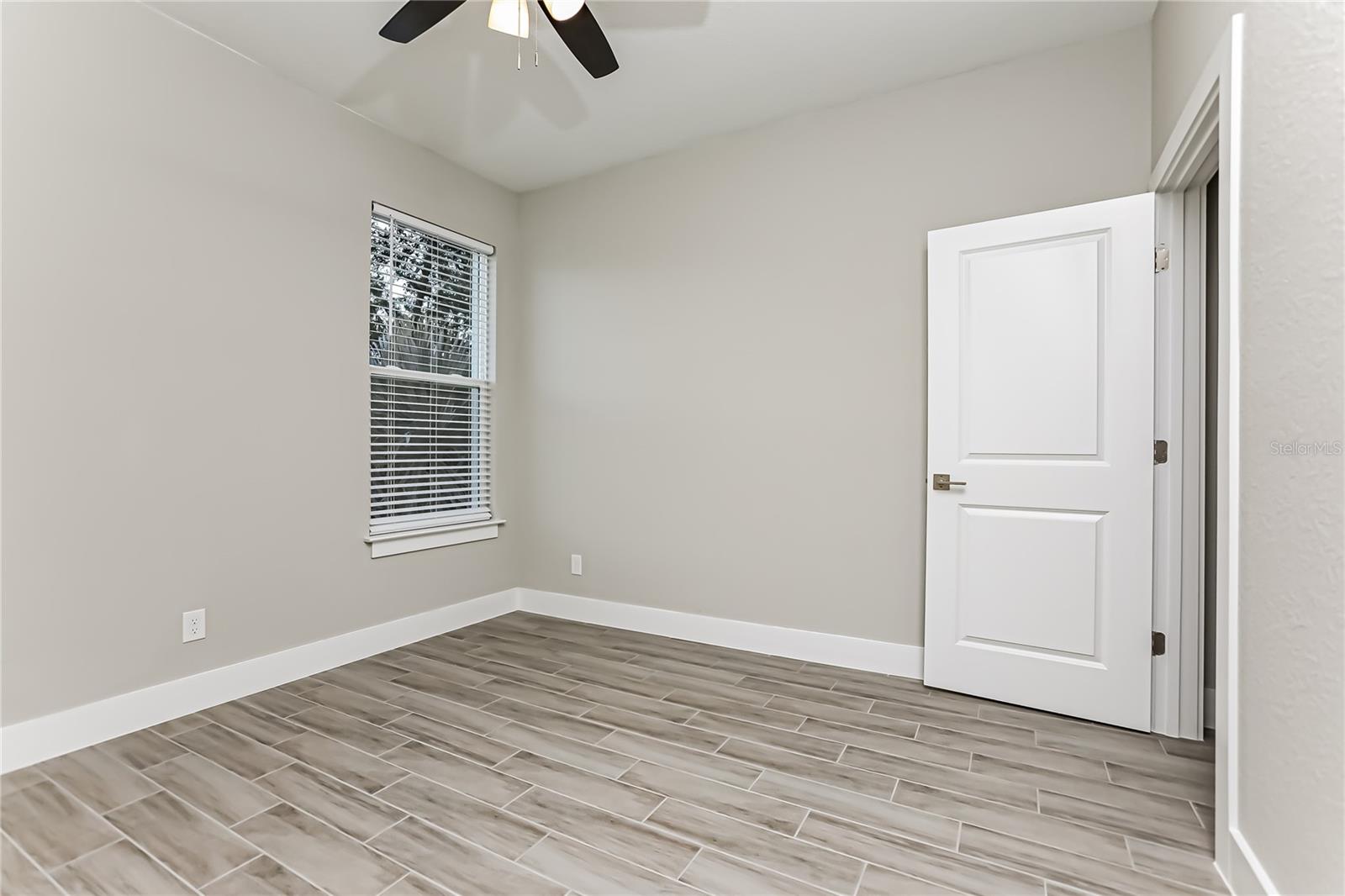 Image 11 of 15 For 344 Hibiscus Drive