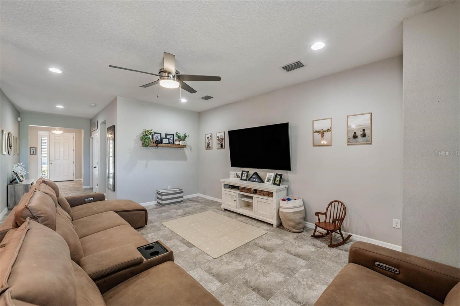 Image 7 of 44 For 6420 Triton Lane