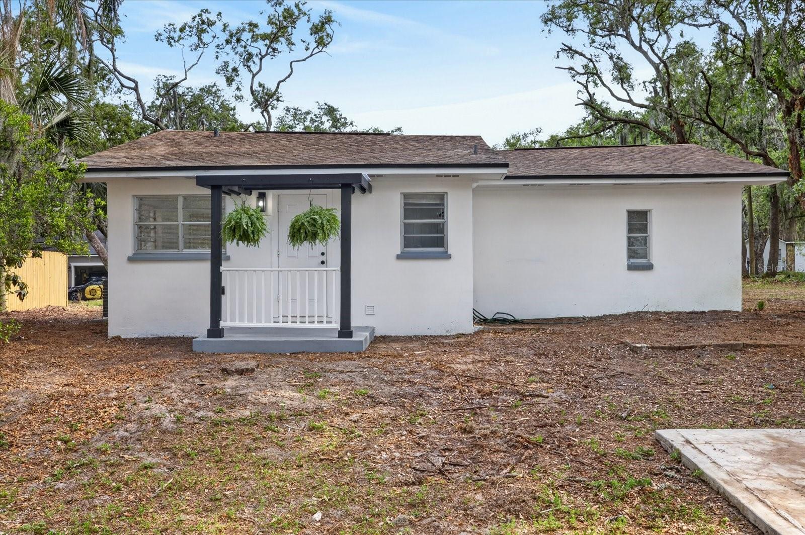 Image 7 of 33 For 7806 114th Avenue