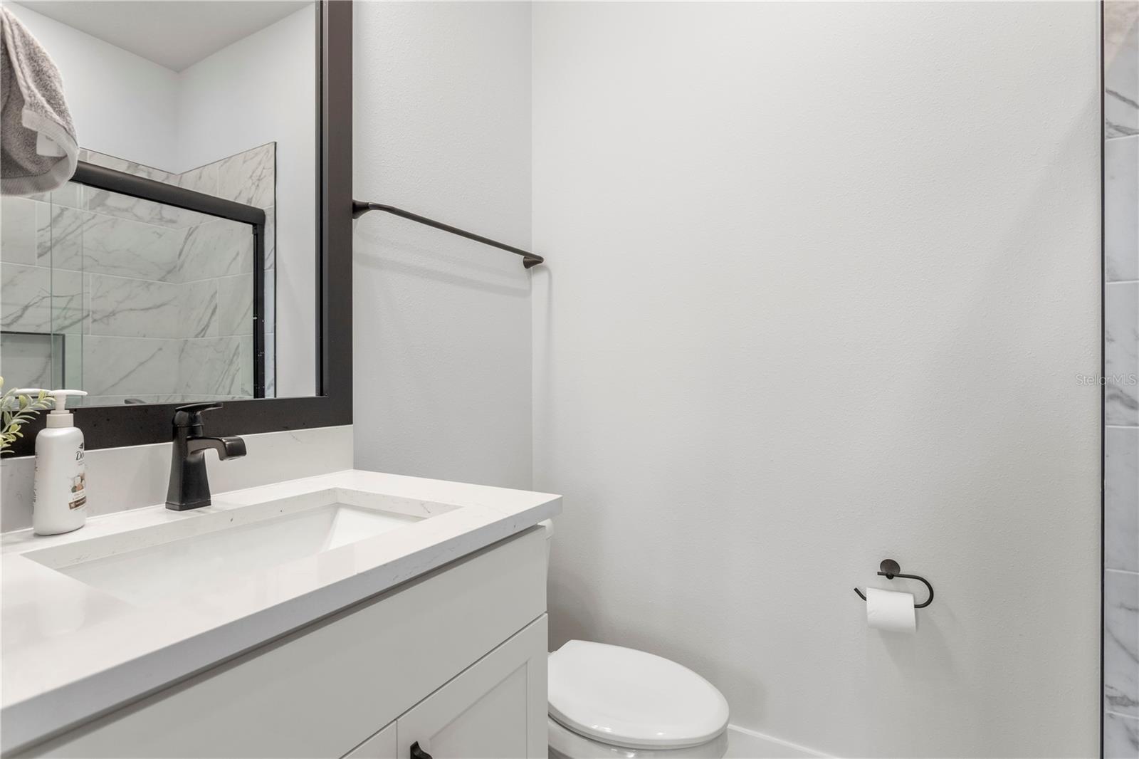 Image 35 of 41 For 114 21 Street N