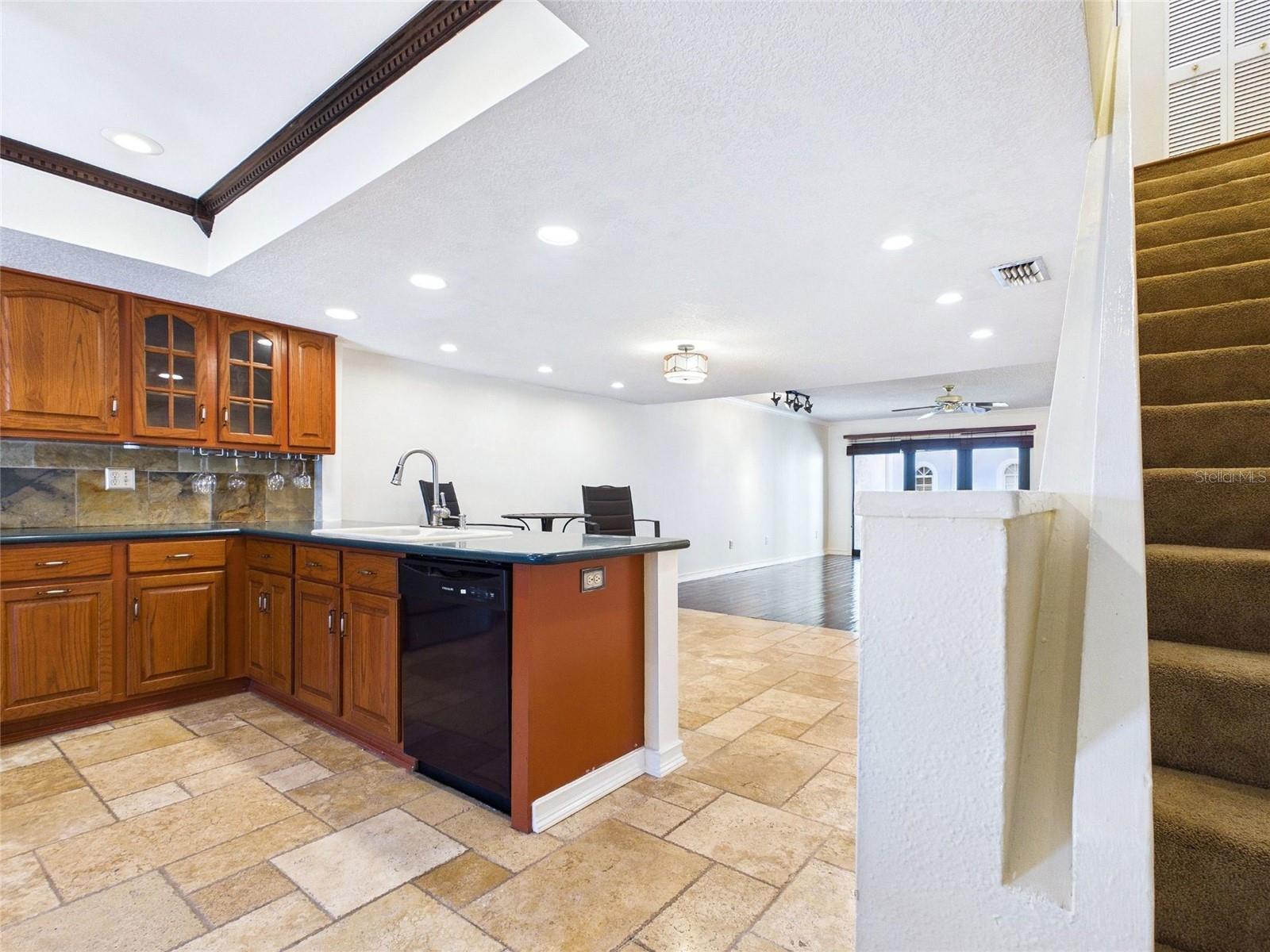 Image 14 of 50 For 745 Pinellas Bayway S 202