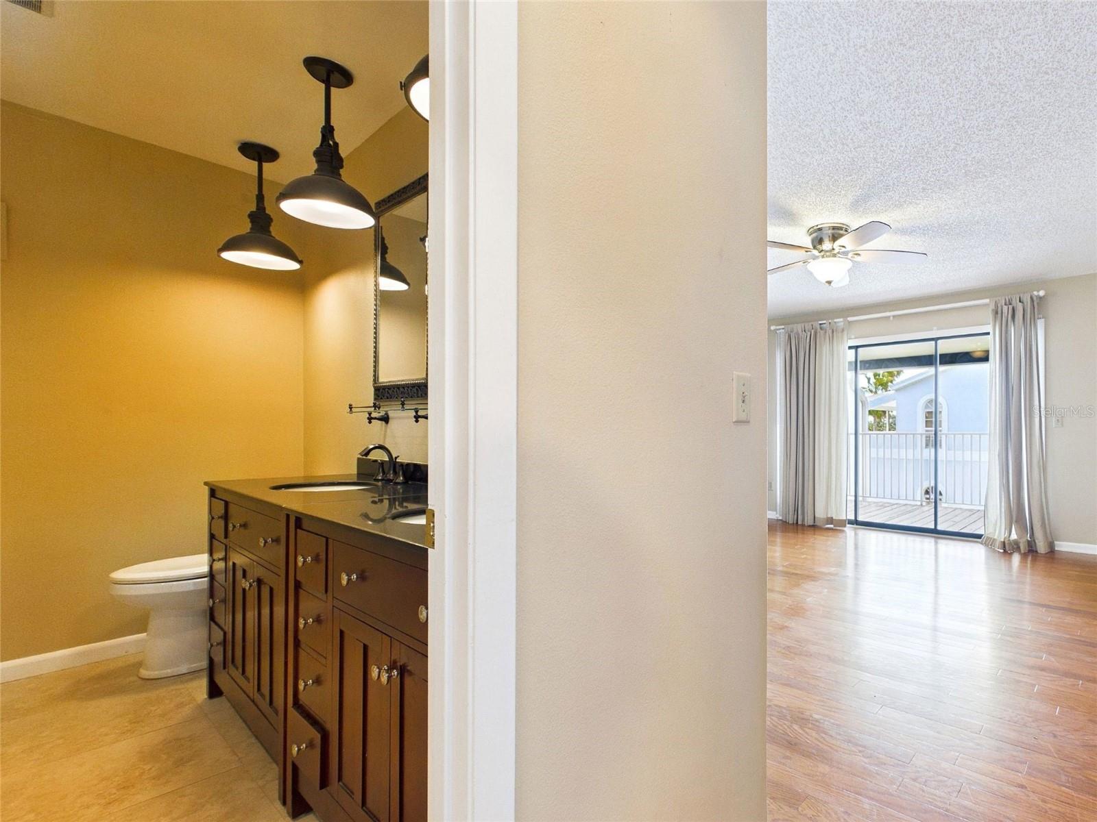 Image 20 of 50 For 745 Pinellas Bayway S 202