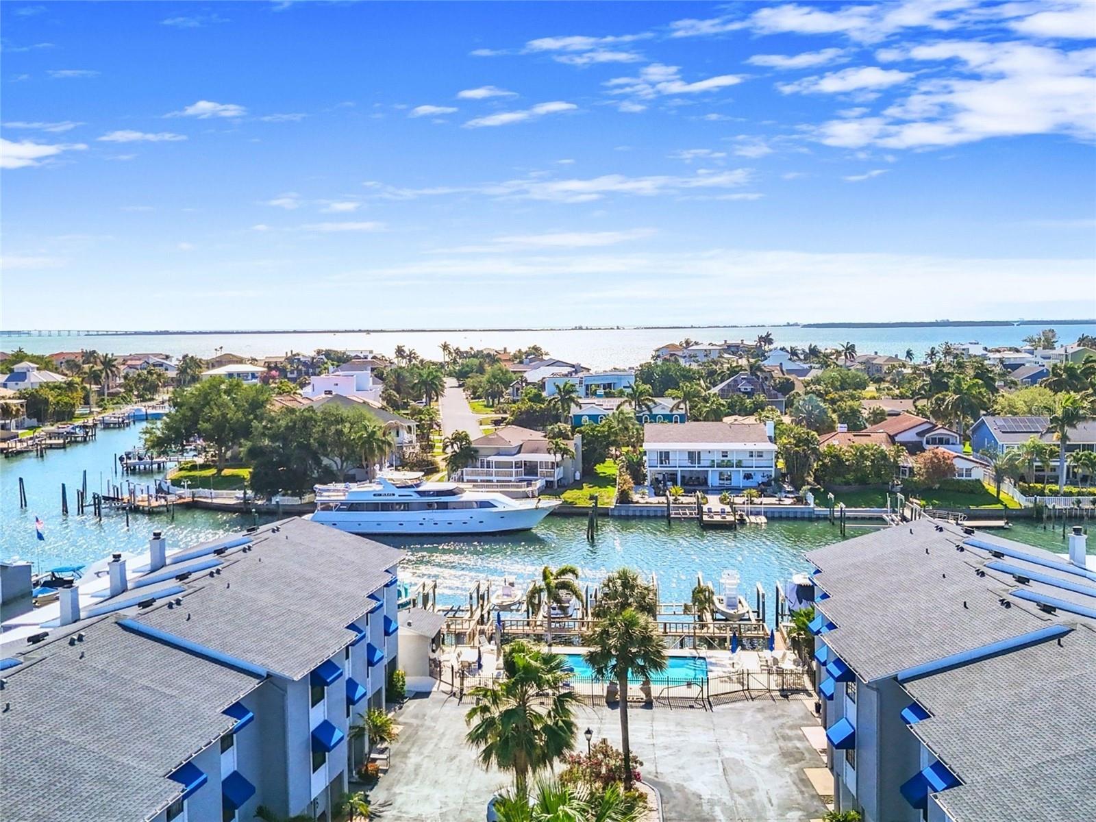 Image 41 of 50 For 745 Pinellas Bayway S 202