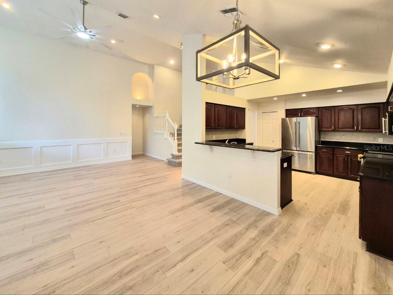 Image 17 of 68 For 2214 Green Oaks Lane
