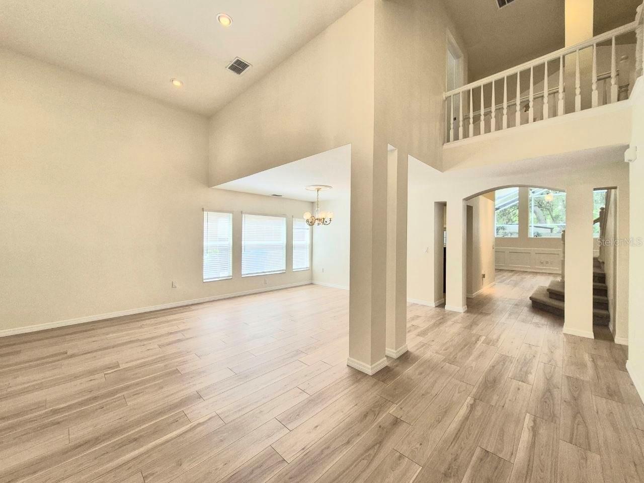 Image 5 of 68 For 2214 Green Oaks Lane