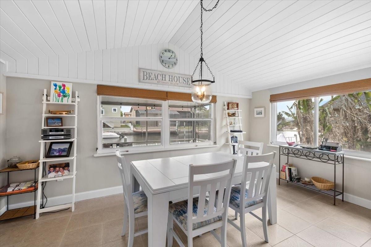 Image 10 of 45 For 15536 Century Drive