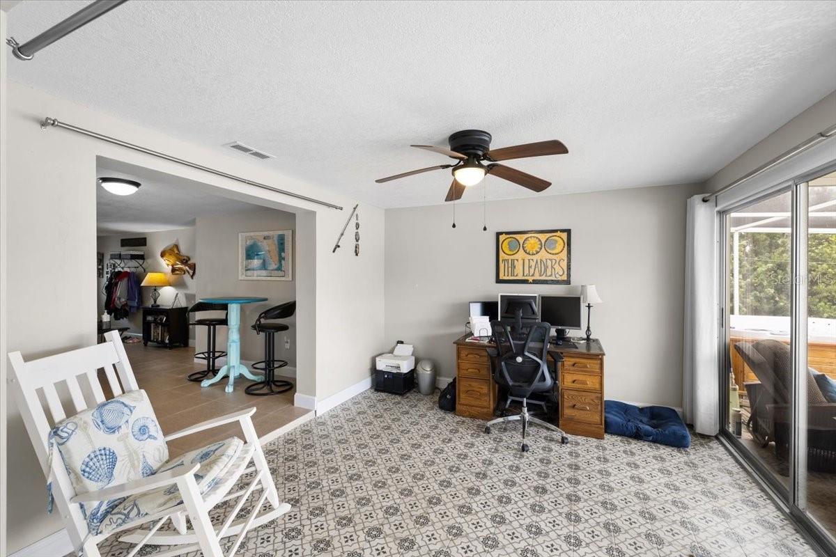 Image 16 of 45 For 15536 Century Drive