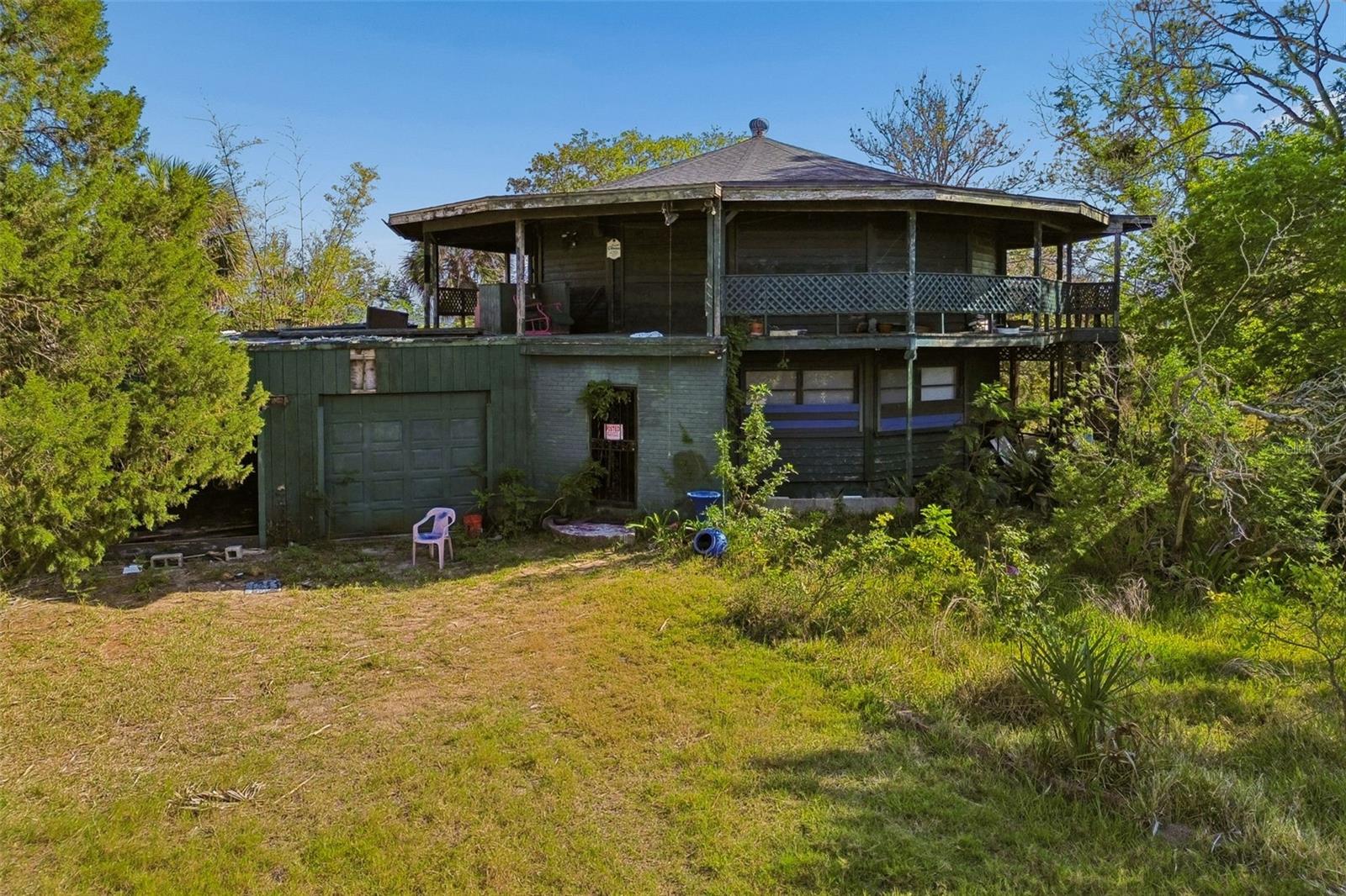 Listing photo id 24 for 10501 Pine Island Drive