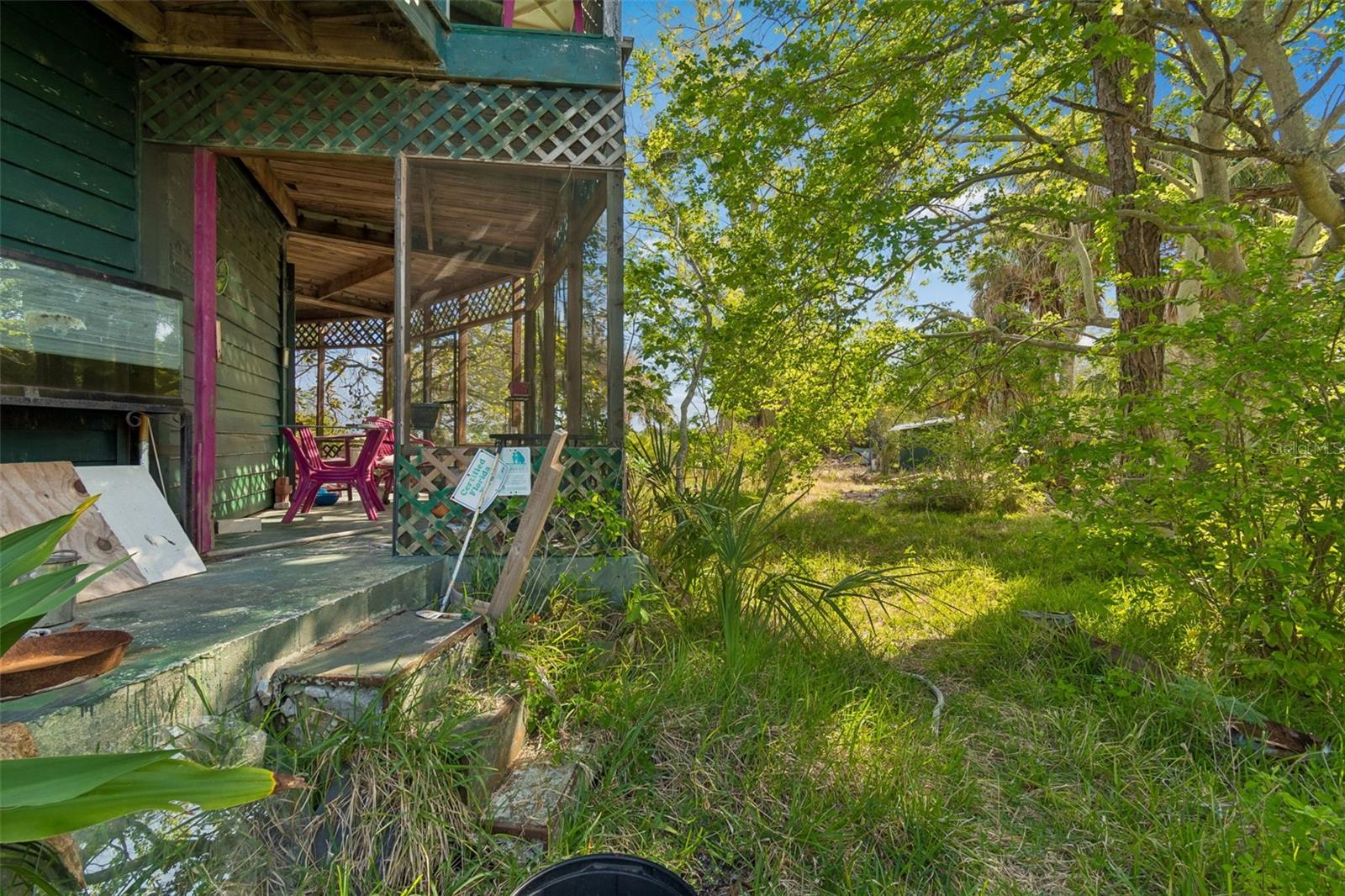 Listing photo id 49 for 10501 Pine Island Drive