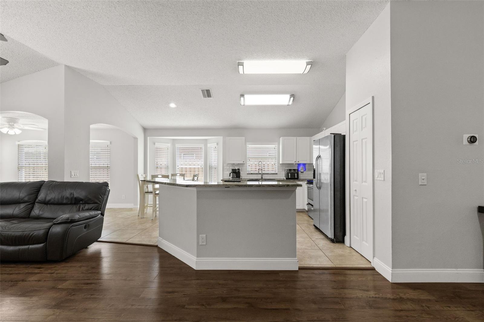 Image 6 of 39 For 4508 New Dawn Court