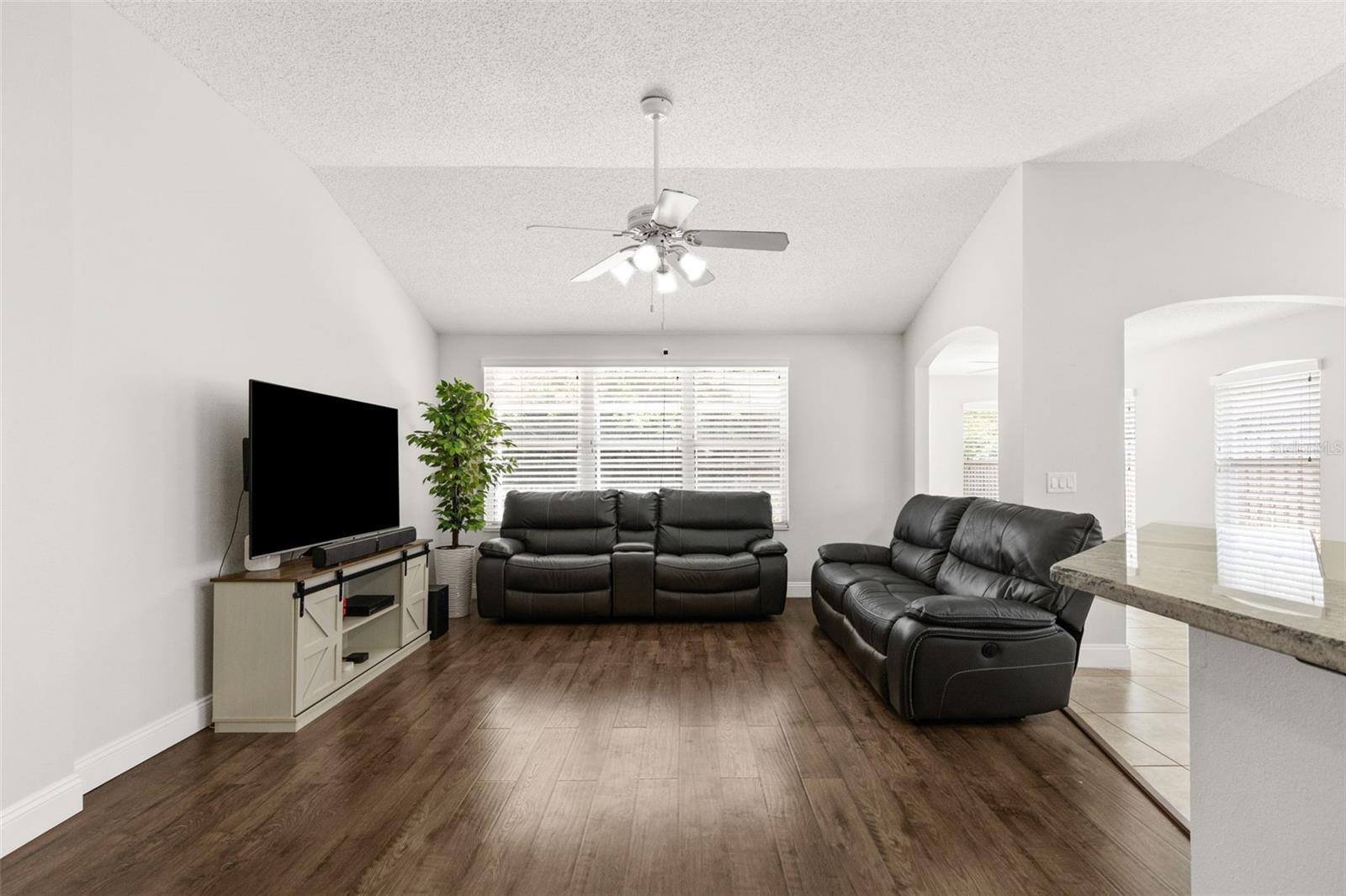 Image 7 of 39 For 4508 New Dawn Court