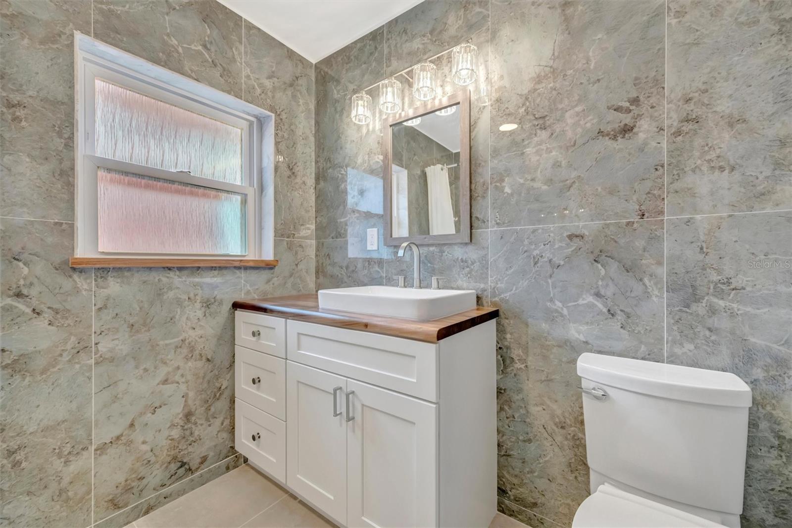 Image 30 of 58 For 647 74th Avenue N