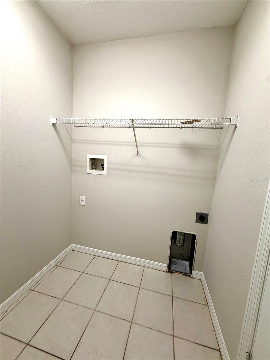 Image 15 of 23 For 10450 Lucaya Drive