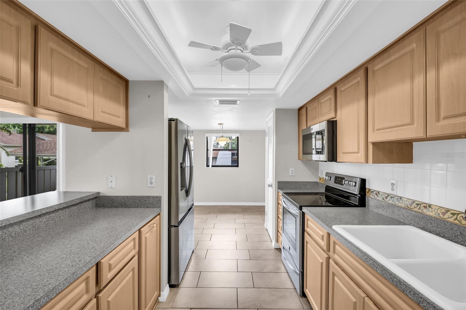 Image 14 of 46 For 120 Evelyn Court