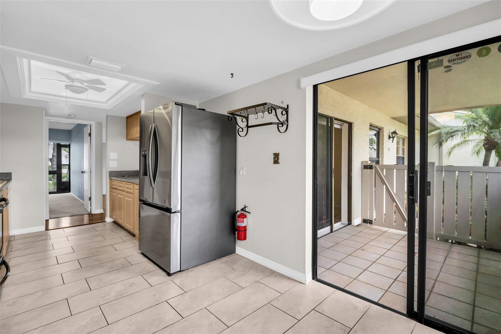 Image 18 of 46 For 120 Evelyn Court