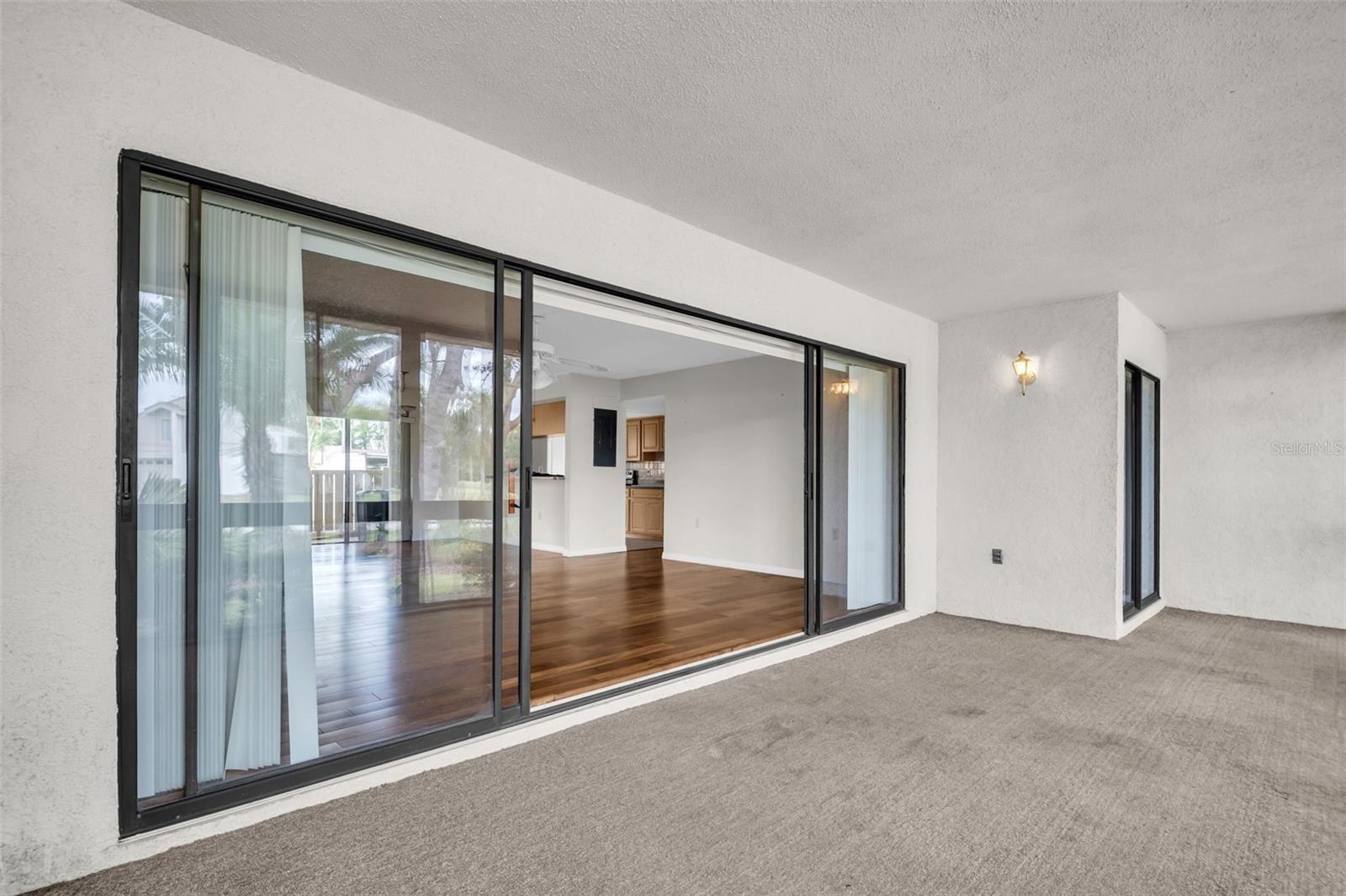 Image 41 of 46 For 120 Evelyn Court