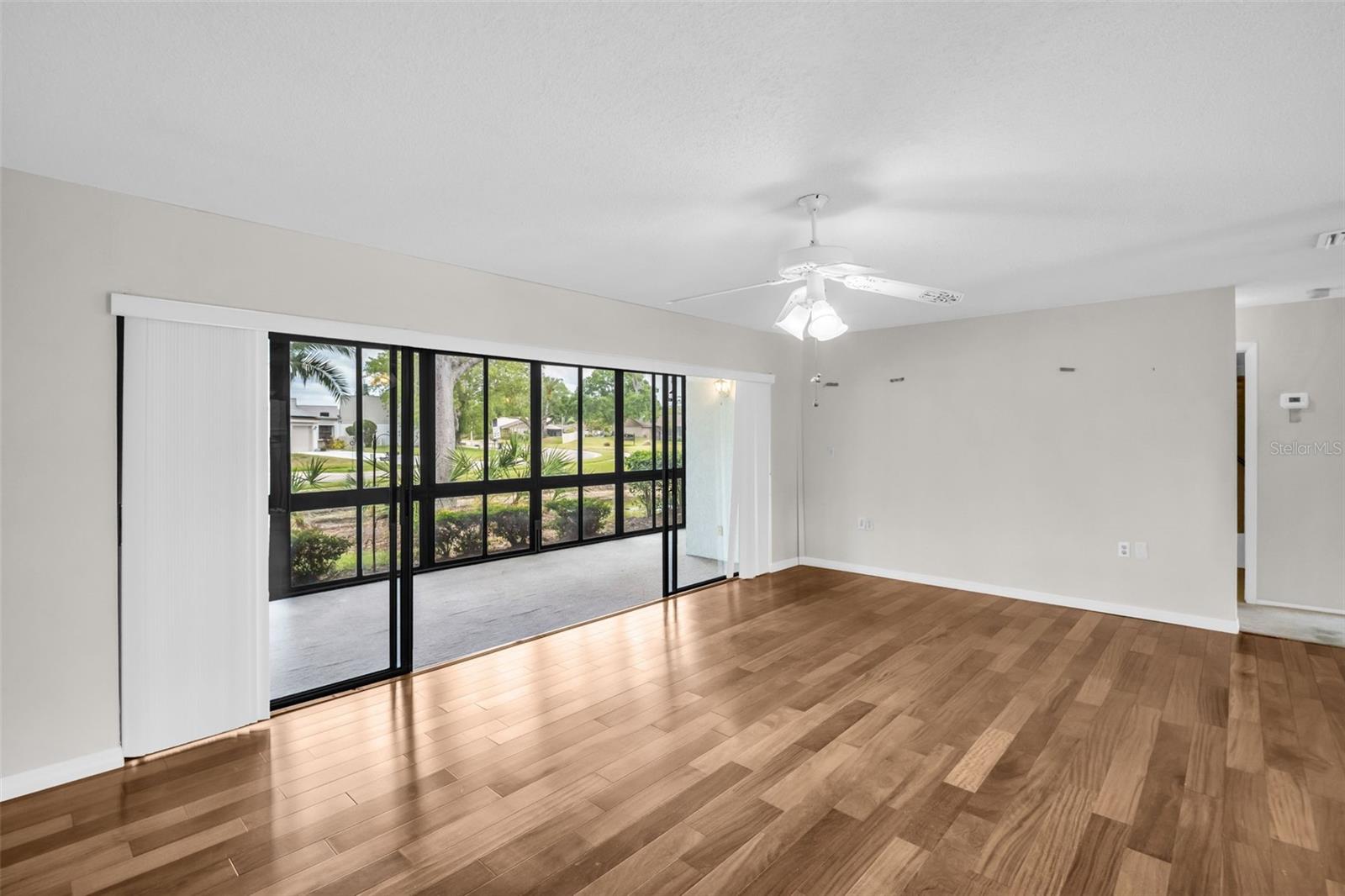 Image 9 of 46 For 120 Evelyn Court