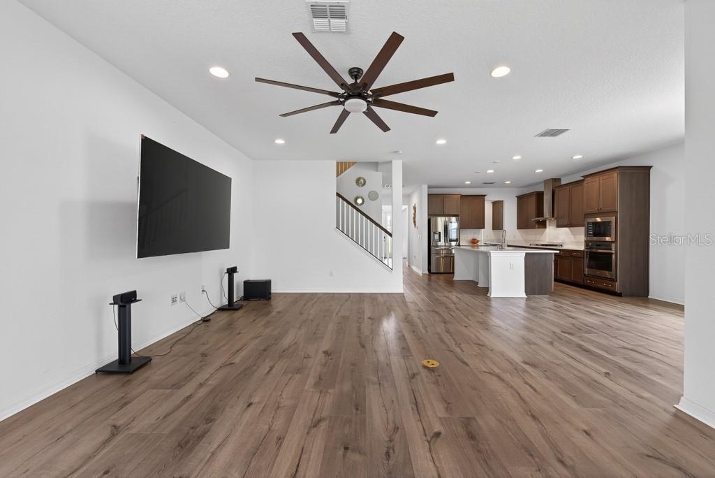 Image 19 of 62 For 12337 Shining Willow Street