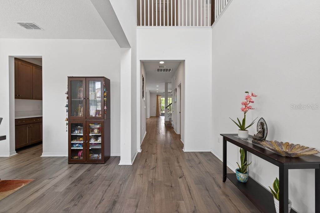 Image 2 of 62 For 12337 Shining Willow Street