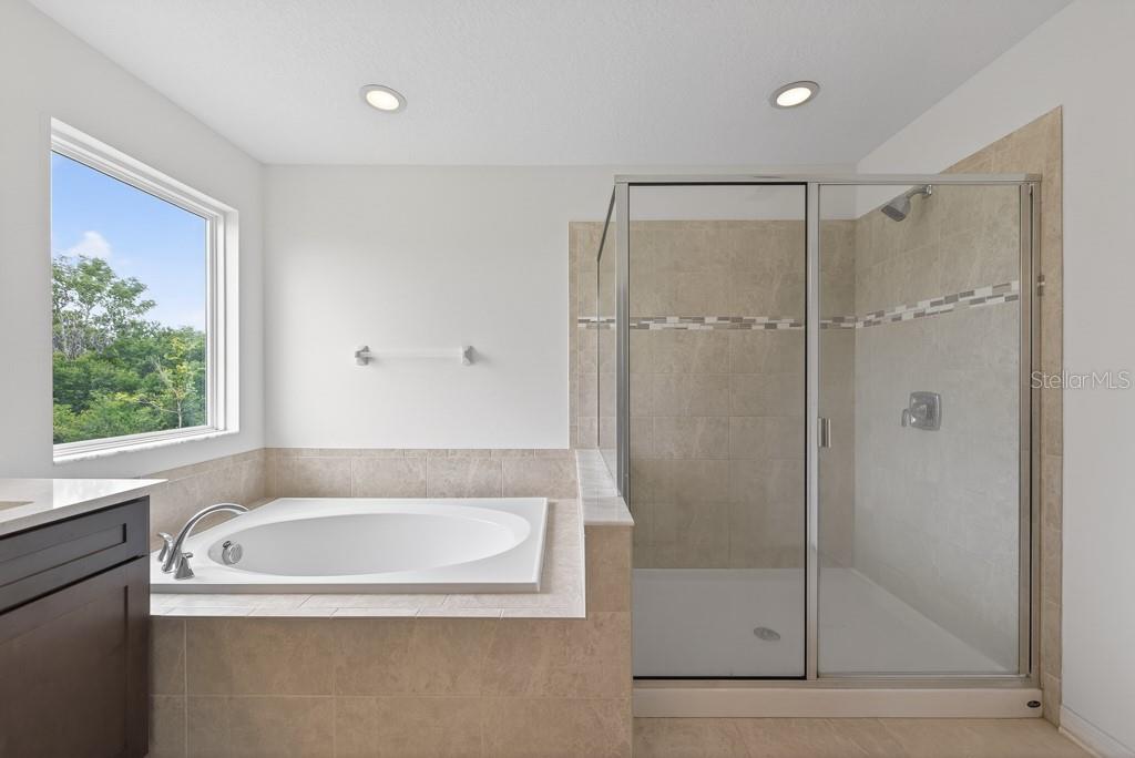 Image 34 of 62 For 12337 Shining Willow Street