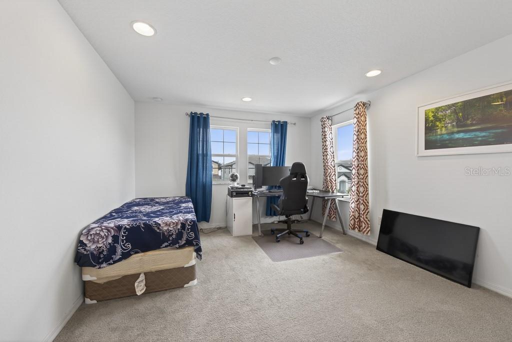 Image 37 of 62 For 12337 Shining Willow Street