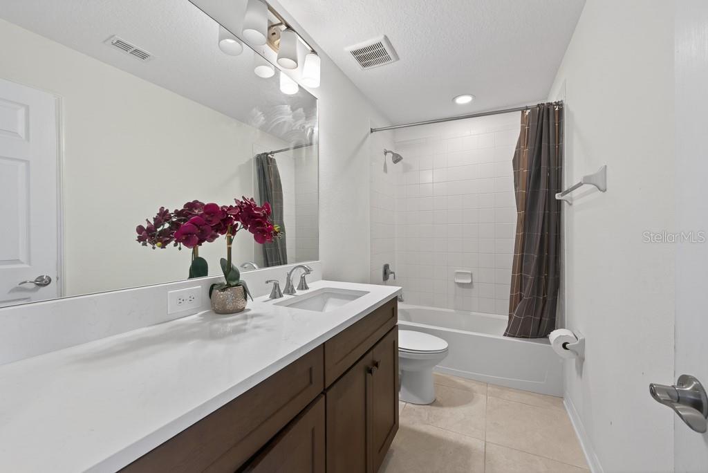 Image 39 of 62 For 12337 Shining Willow Street