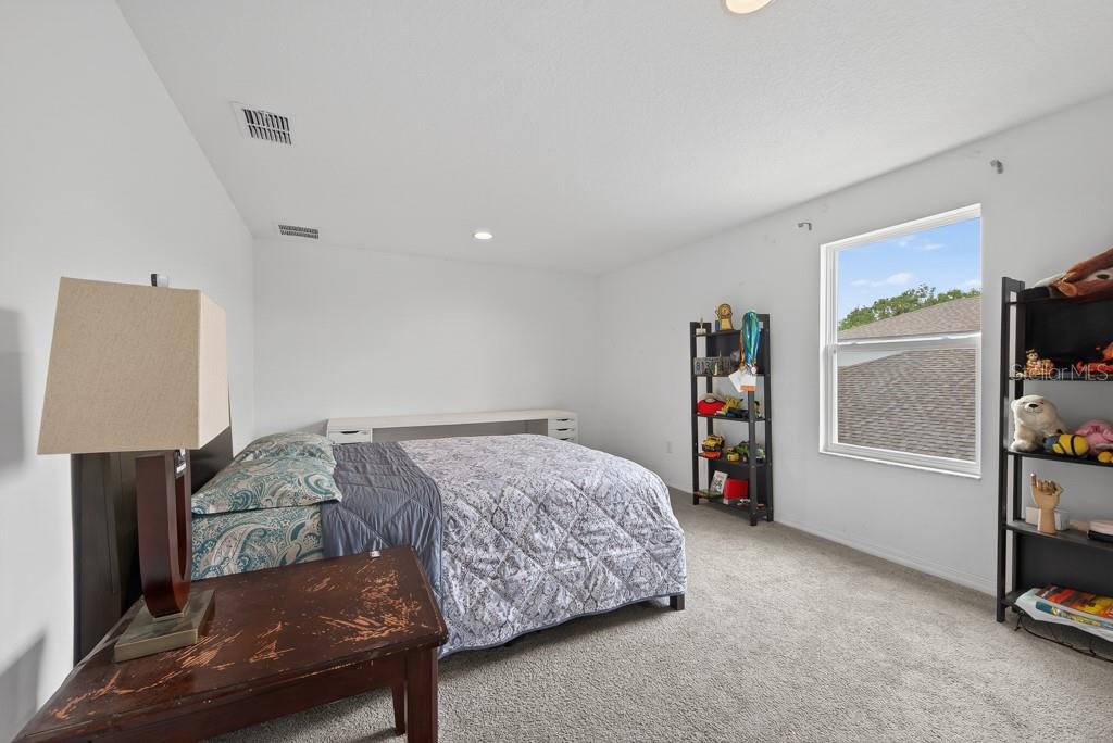 Image 40 of 62 For 12337 Shining Willow Street