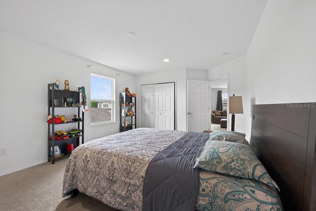 Image 41 of 62 For 12337 Shining Willow Street