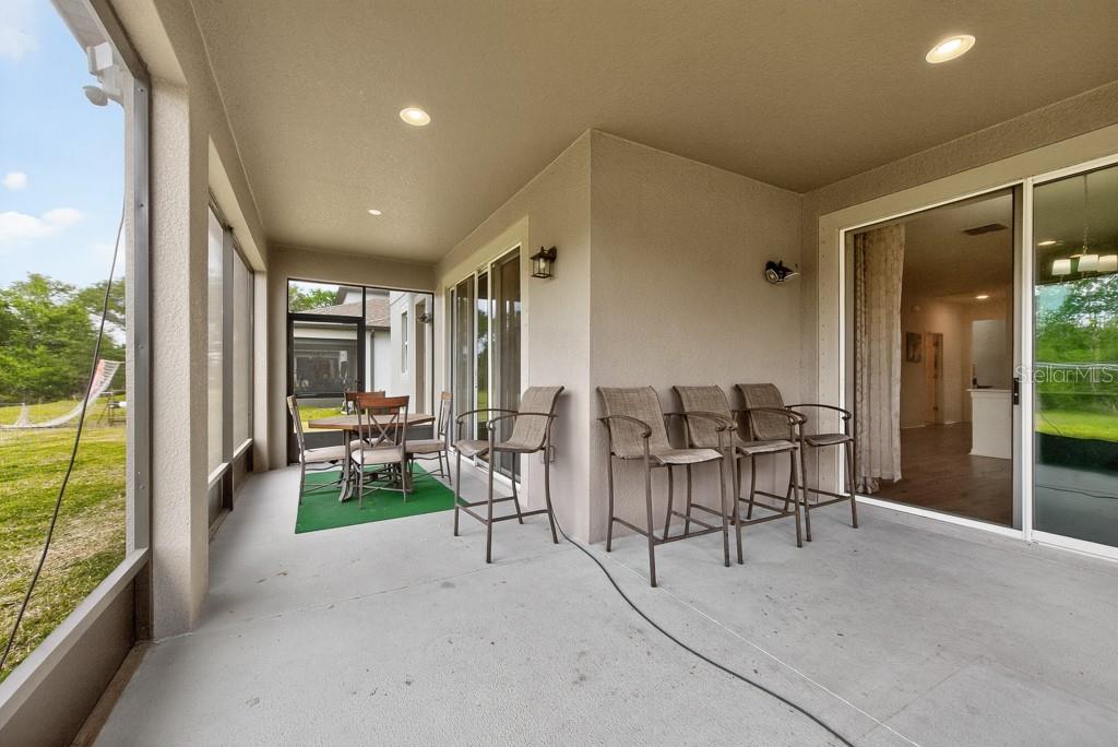 Image 44 of 62 For 12337 Shining Willow Street