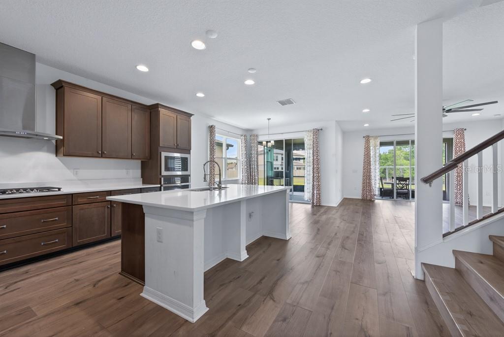 Image 6 of 62 For 12337 Shining Willow Street