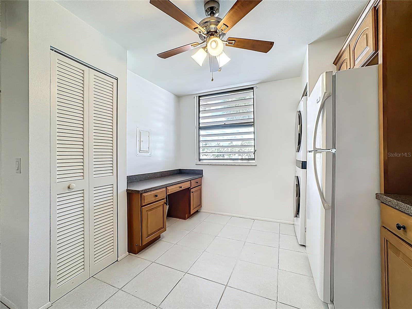 Image 12 of 42 For 434 Palm Tree Drive 434
