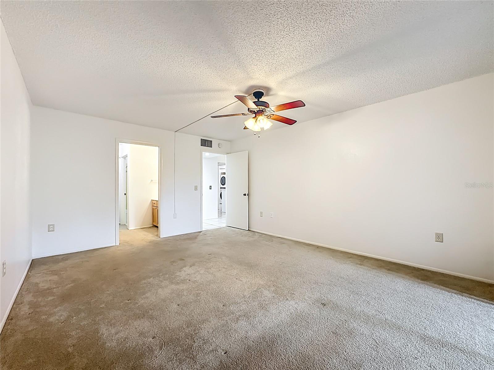 Image 16 of 42 For 434 Palm Tree Drive 434