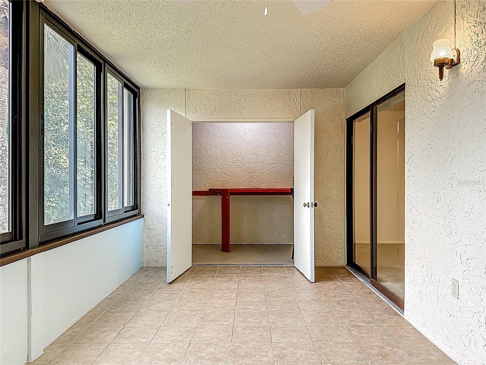 Image 33 of 42 For 434 Palm Tree Drive 434